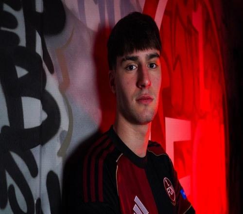 官方：拜仁19岁中场哈维尔费尔南德斯租借加盟纽伦堡