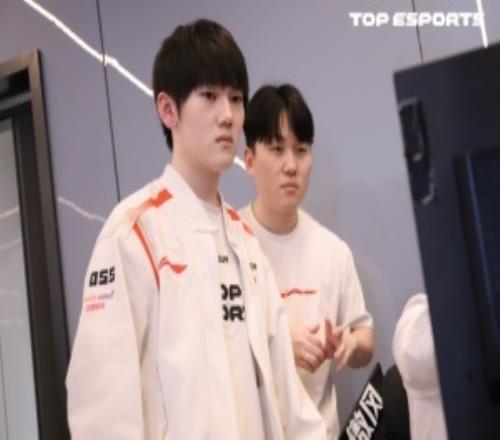 常规赛MVP不会打季后赛JKL第一局、第四局灾难表现送输比赛