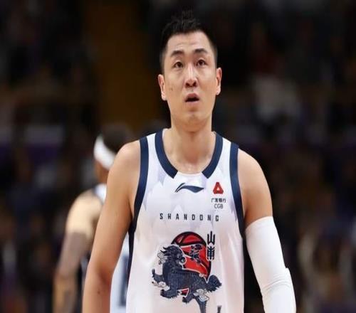 山东男篮不敌天津最多时落后23分，三点凸显邱彪真不如外籍助教