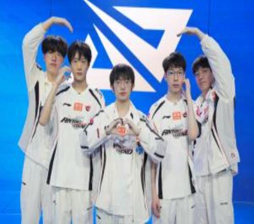 双边路被打穿野辅状态低迷你认为谁该为AL本场失利负责