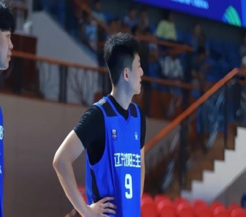 CBA最新消息！曾繁日转会失败，泰勒加盟南京，李亚轩离开辽宁