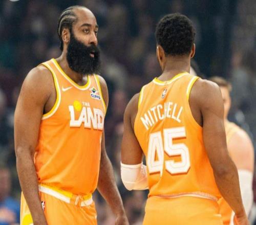 骑士仍存瑕疵，哈登有好有坏！米切尔42+3创两纪录，湖人旧将该夸