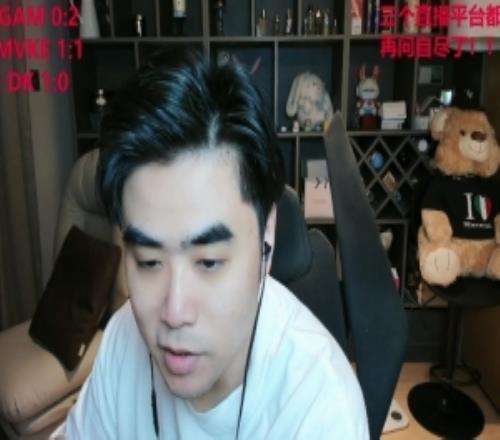 别晋级了丢人！朱开：这样JDG选手明年谁敢要JDG唯一没问题的人是蓝总