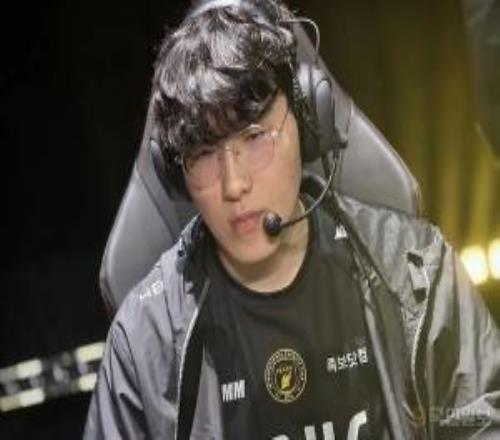 BFX辅助Kellin：FST上想和AL战队的下路Hope和Kael选手交手