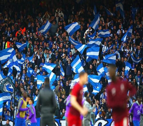 蓝军欧冠梦碎之夜：12遭亚特兰大逆转主帅马雷斯卡换人引众