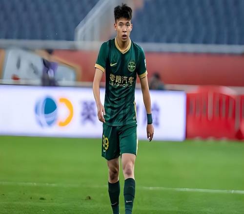 意外！为何有球迷认为帅惟浩上限比王钰栋还高，背后原因找到了