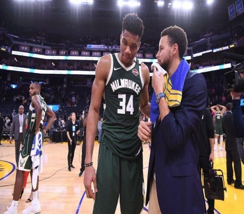 帕金斯：库里是时候像当年追梦招募杜兰特那样招募字母哥了