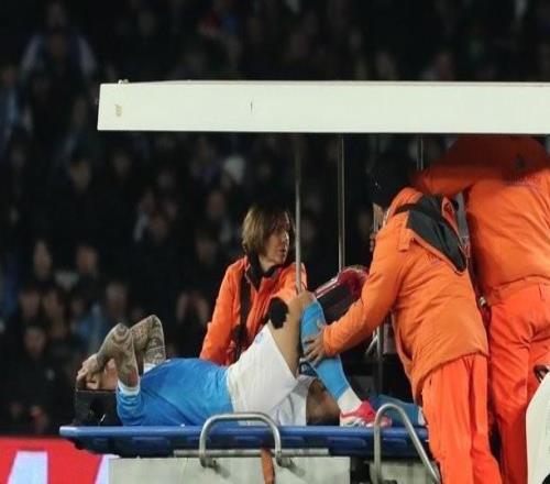 那不勒斯官方：迪洛伦佐左膝遭遇二度扭伤