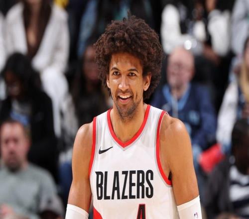 开拓者官方：赛布尔左拇指受伤本场不回归离场前3分1助2断