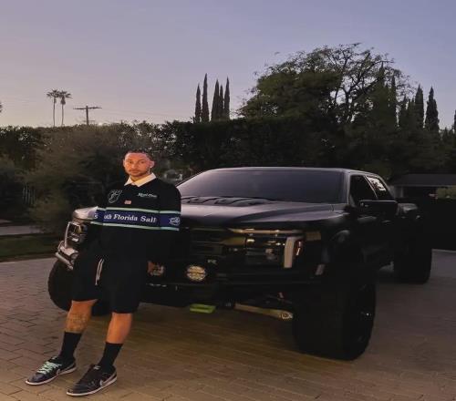 暂停篮球生涯！西蒙斯转战钓鱼界！再见了，NBA