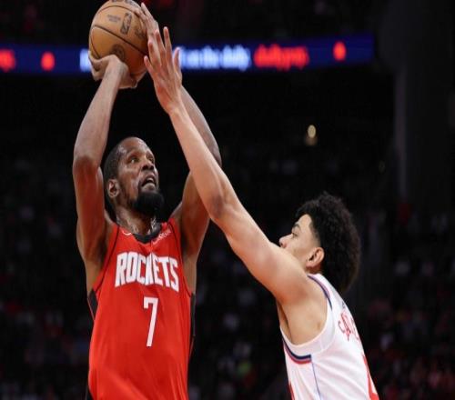 1000场20+里程碑！杜兰特与任嘉伦合影送球衣跟马瑟林呛声也吸睛