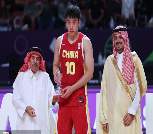 媒体人：目前多家俱乐部正在寻求以青训签约的方式得到王俊杰
