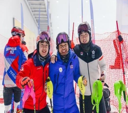 30的冰雪对决：深圳何以拿下国际滑雪赛事首单