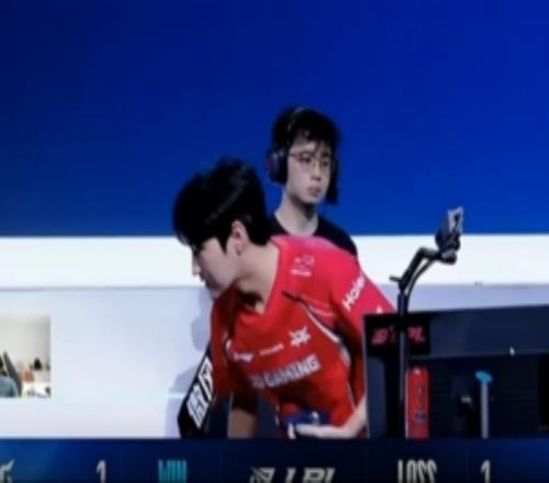 Ning王看Peyz卢锡安14杀：这Peyz简直是个超人！