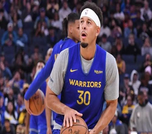 加盟后仅打2场，勇士官方：小库里因坐骨神经痛将继续缺席2周