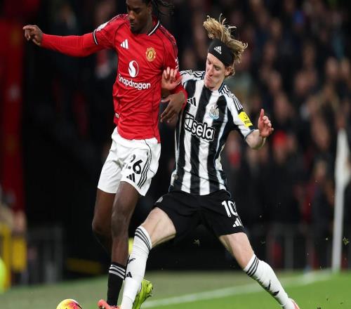 哈格里夫斯：小将海文拿球很冷静，他和利马搭档真不错