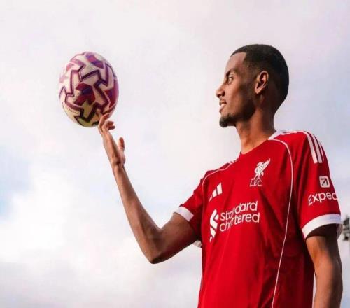 爱德华兹看走眼了利物浦1.5亿欧签英超银靴，8场1球成球队软肋