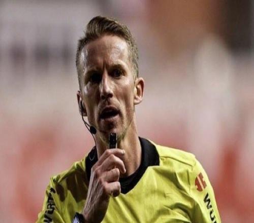 官方：“平方哥”埃尔南德斯将执法欧冠曼城vs加拉塔萨雷