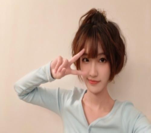 夏安分享自拍：准备出发去越南出差手游咯河粉爱好者做好准备了