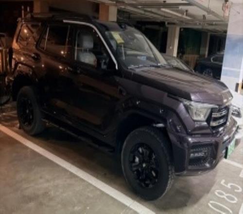 老板大气！AL经理爱笑更博感谢AG老板菲菲：谢谢美女老板的坦克400