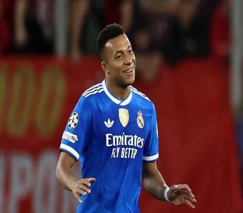 姆巴佩：当你为大俱乐部效力时外界总是议论纷纷，我们要团结