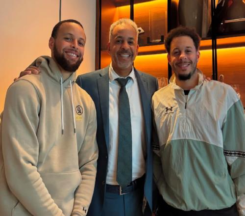 勇士消息：老库里球衣退役，新援将获重用，战活塞出场更新