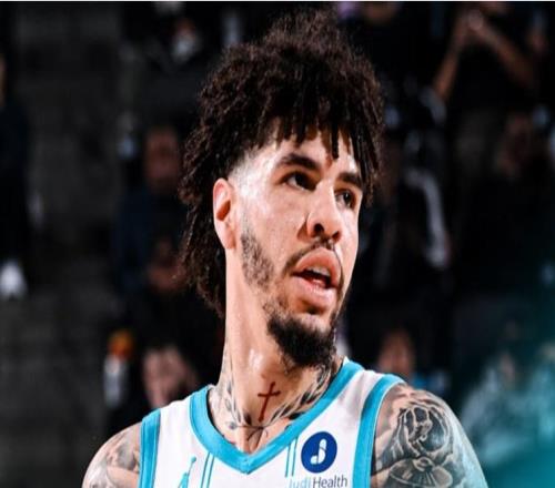 掘金主场不敌惨案制造机！穆雷12中7难阻惨败，黄蜂终结交手8连败