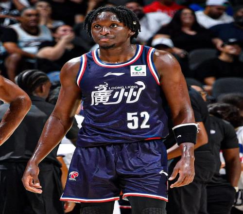 正式加盟！整整2年半啊，NBA榜眼，刚来中国打球就重返NBA，恭喜