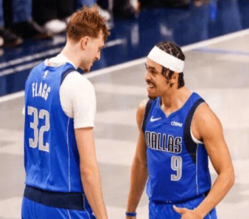 试训20支球队，落选，成为NBA新秀助攻王