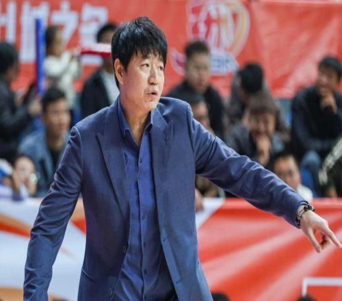 CBA公司官宣处罚邱彪，广东男篮遭漏判吃大亏，上海男篮排名第一