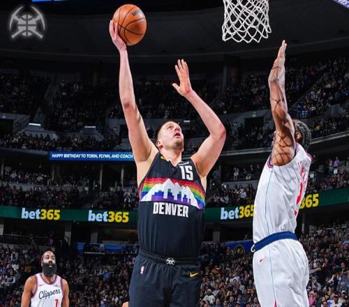 约基奇复出31分12板5助攻掘金战胜快船，哈登25分9助攻小卡21分