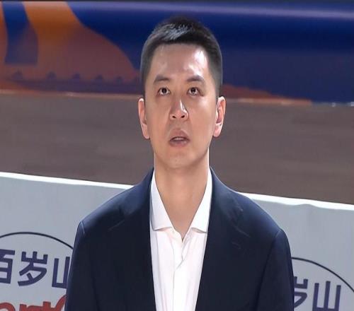 大跌眼镜！CBA4冠王单节420崩盘辽宁队4连败：罚球11中4，被复仇