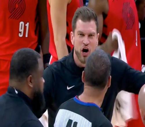 错怪斯普利特，怒吼NBA裁判为杨瀚森出头被罚，罚金曝光好吃亏