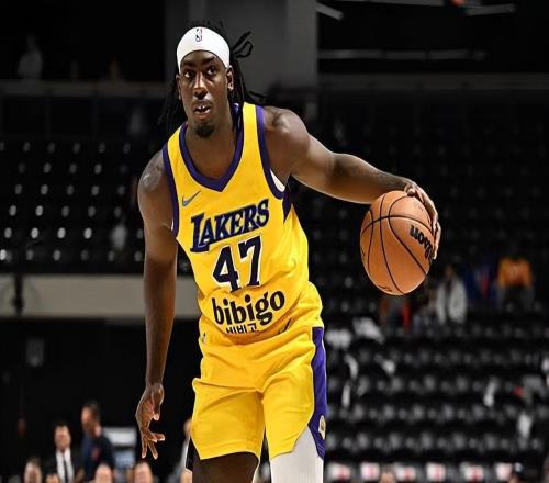 优秀的替补球员！湖人二队锋线新秀本赛季的表现真是渐入佳境