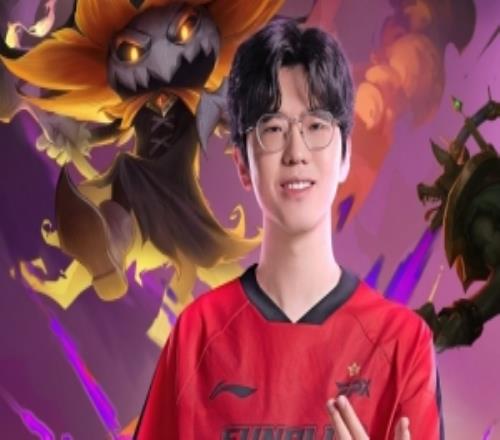 挑战末日人机！jiejie发布直播预告：今晚7点见fpx官方直播间
