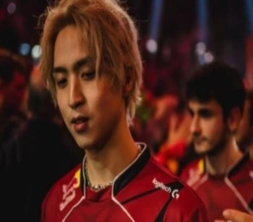 G2晒新赛季队服：我们穿上很有型你穿上那不得帅气指数倍增长