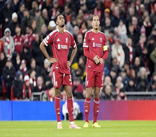 14！利物浦兵败如山倒，欧冠惨败荷甲，3场丢10球，斯洛特危险了