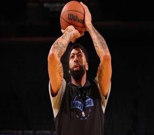 基德：戴维斯明日主场迎战76人将复出可能出战3034分钟