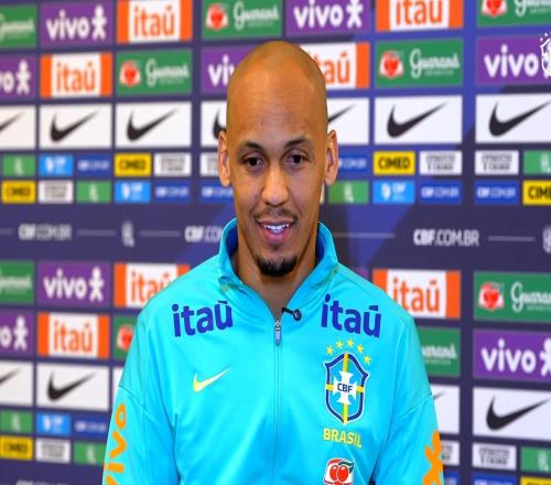 法比尼奥：重回巴西队感觉像第一次入选会努力进入最终名单