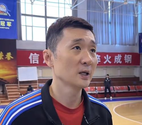 CBA首位下课主帅诞生：率队只打了5场比赛，开赛仅2周就惨遭解雇
