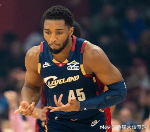 掘金被逆转！穆雷34+7高开低走，米切尔33+6加兰立功，莫布里犯错