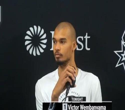 文班谈NBA门面称号：有时被黑有时被爱，只要保持真我就能拥有美好人生