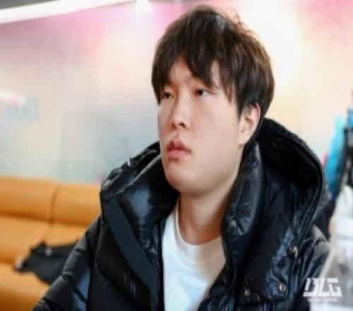 收假！BLG发布选手训练返图：全员集结完毕，努力训练