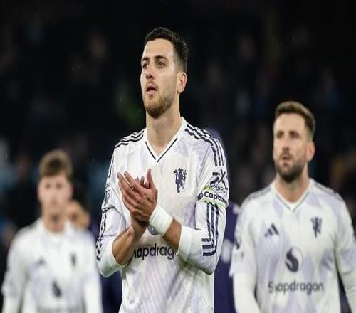 基恩：达洛特缺乏责任感内维尔：约罗防守太拖沓了