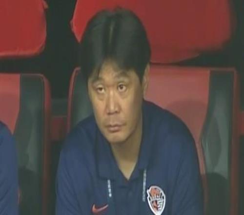 李霄鹏：队员很尽力但最后输了，这对整个联赛的排名影响较大