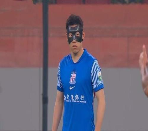 吴曦朱辰杰续约，申花5外援名额满了签拉唐得走1人右路靠马纳法