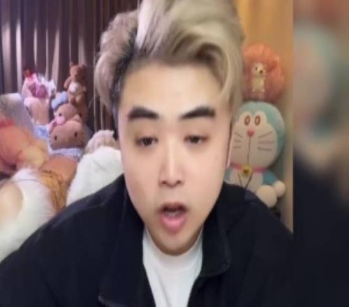 明年再不夺冠后年我出山！朱开：有队挖过BDD，德杯19号IG和BLG