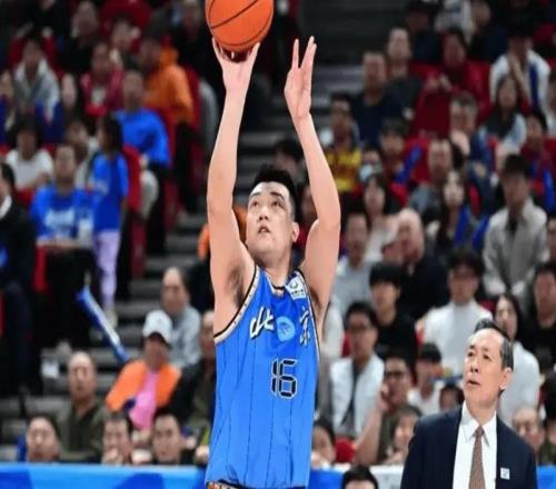 北京8388不敌上海球员评价：雷蒙满分，3人及格，6人低迷