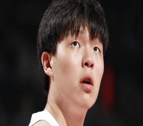 杨瀚森打出最差一战！机会球投丢，防守+篮板仍糟，尽快调整吧！