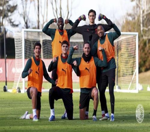 预告丨米兰vs莱切，看看预测首发